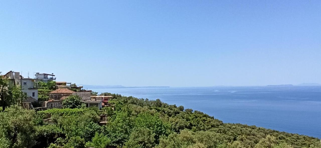 Villa Family Bitri Piqeras Экстерьер фото